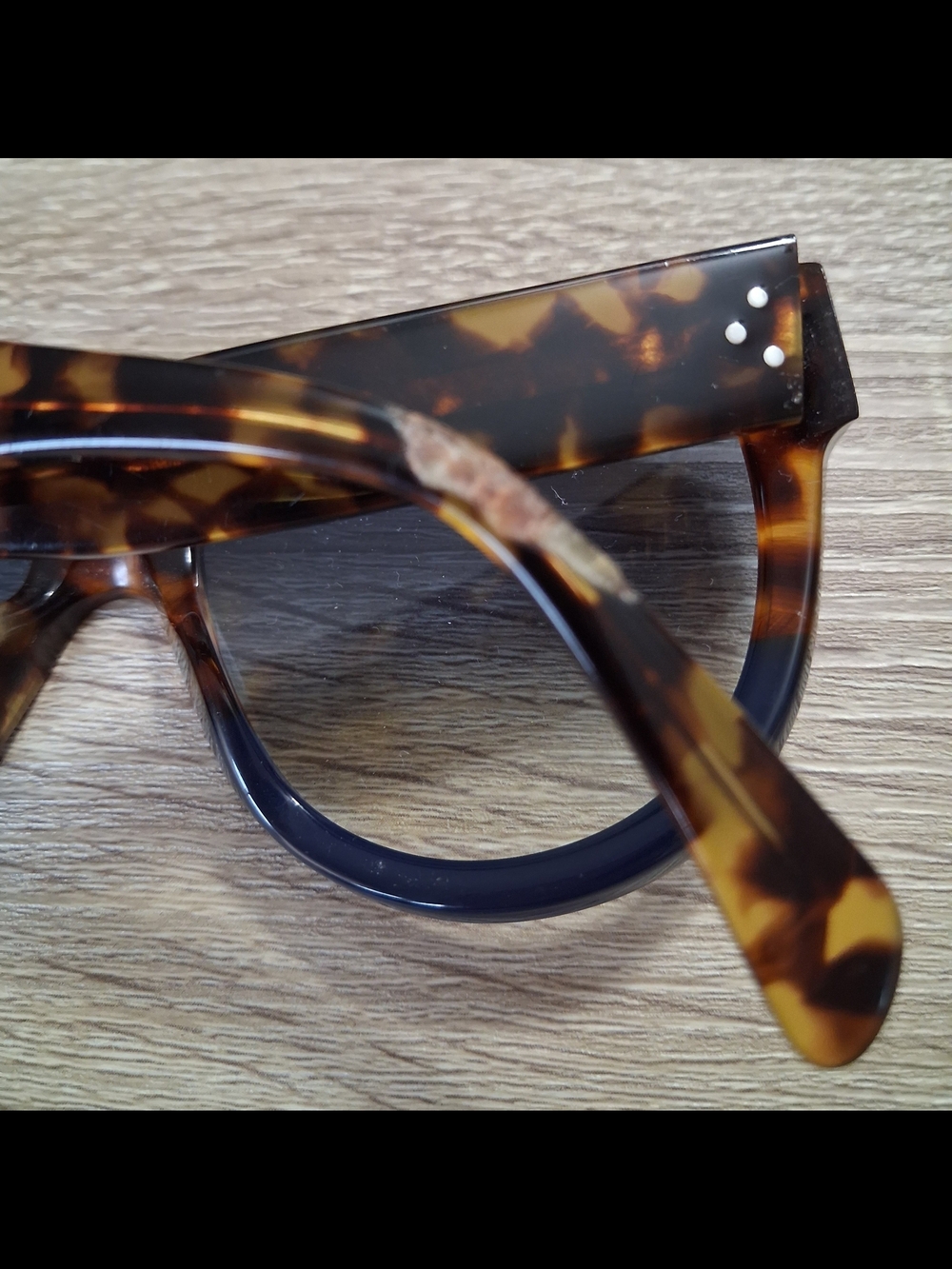 CÉLINE ShadowCL-41026 - Havana  and Blue Flat Top Sunglasses - Flawed - Picture 3 of 13